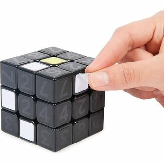 Rubik&#039;s Coach Cube