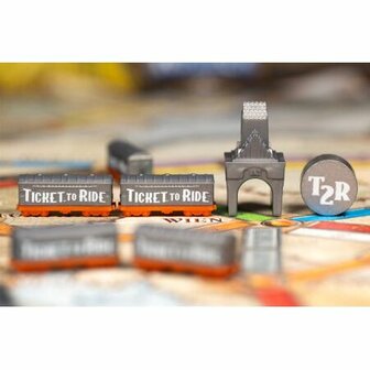 Ticket to Ride  + Exclusieve Deluxe Train Set 7 (Grijs)